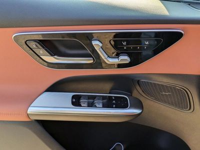 2026 Mercedes-Benz GLC 300 - Photo 4