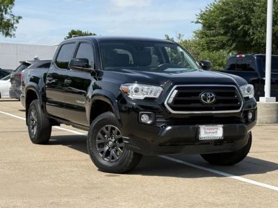 2023 Toyota Tacoma - Photo 2