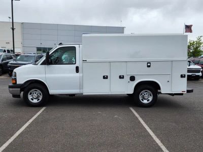 2026 Chevrolet Express Cutaway 3500 — rear three-quarter view