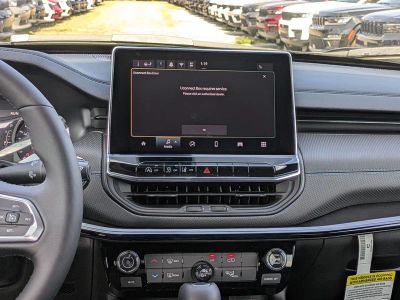 2026 Jeep Compass — photo 17 view