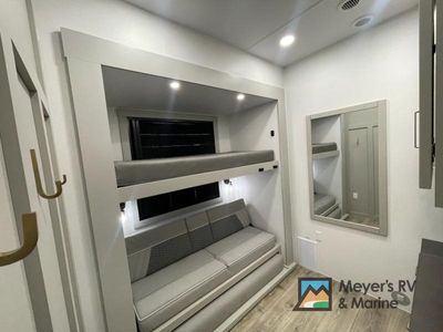 2026 Brinkley Model Z - Photo 29