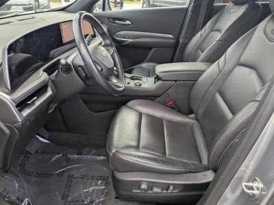 2024 Cadillac XT4 — photo 23 view