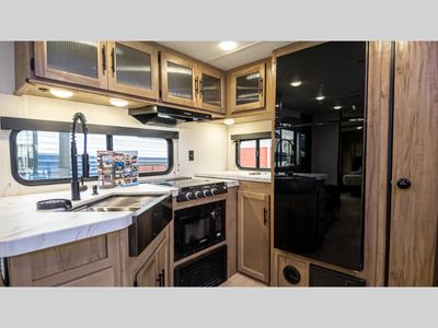 2025 Forest River RV Cherokee Grey Wolf - Photo 30