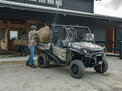 2025 Honda Pioneer 1000 Forest - Photo 25
