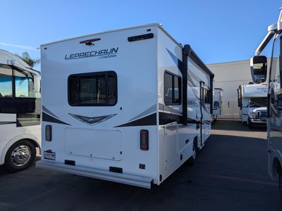 2025 Coachmen Leprechaun 260QB - Ford — interior view