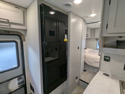 2025 Coachmen Leprechaun 260QB - Ford — photo 21 view