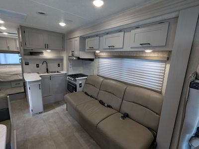 2025 Coachmen Leprechaun 260QB - Ford — photo 25 view