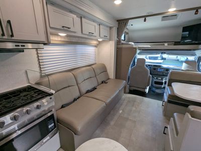 2025 Coachmen Leprechaun 260QB - Ford — photo 32 view