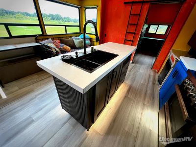 2024 Grand Design Influence — photo 9 view