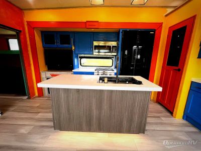 2024 Grand Design Influence — photo 8 view