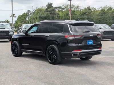 2021 Jeep Grand Cherokee L — rear three-quarter view