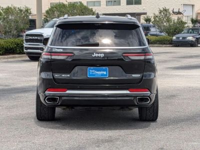 2021 Jeep Grand Cherokee L — interior view