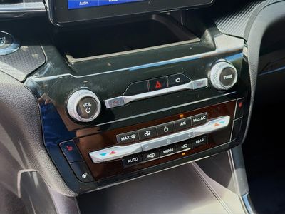 2023 Ford Explorer - Photo 15