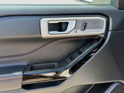 2023 Ford Explorer - Photo 17