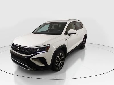 2024 Volkswagen Taos - Photo 3