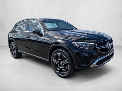 2026 Mercedes-Benz GLC 300 - Photo 2