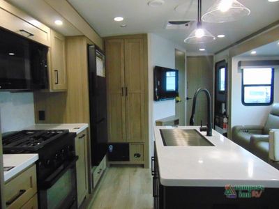 2026 Forest River RV Rockwood Signature - Photo 10