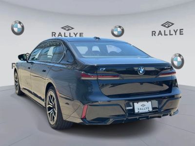 2025 BMW i7 - Photo 6