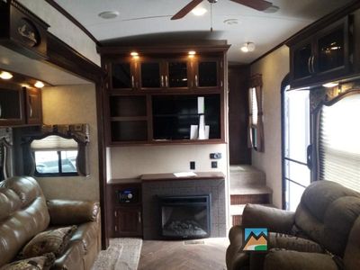 2015 Keystone RV Mountaineer - Photo 12