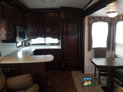 2015 Keystone RV Mountaineer - Photo 11