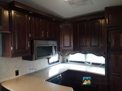 2015 Keystone RV Mountaineer - Photo 10