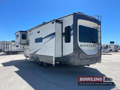 2021 Montana 3121RL - Photo 3