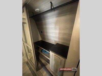 2021 Montana 3121RL - Photo 27
