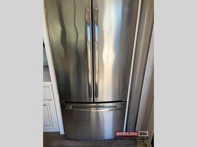 2021 Montana 3121RL - Photo 17