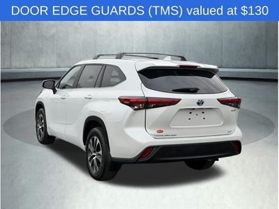 2023 Toyota Highlander Hybrid — photo 9 view
