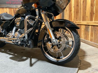 2018 Harley-Davidson Road Glide - Photo 6