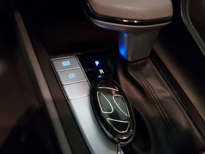 2024 Hyundai Elantra - Photo 15