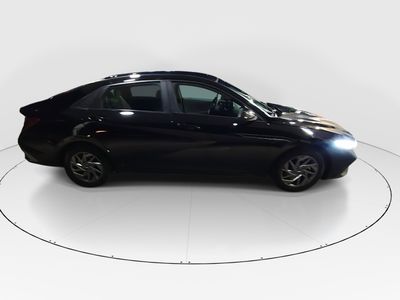 2024 Hyundai Elantra - Photo 8