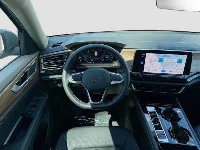 2026 Volkswagen Atlas — photo 17 view