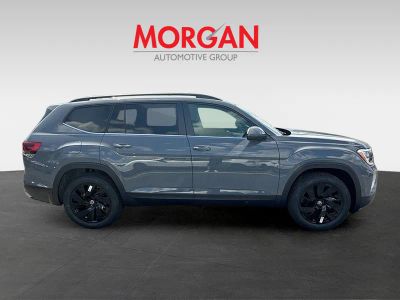 2026 Volkswagen Atlas — photo 8 view