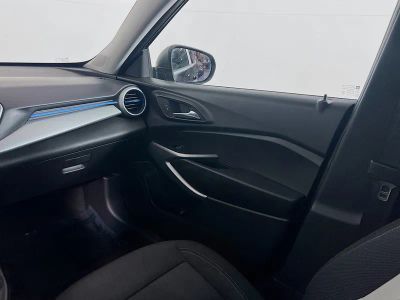 2025 Chevrolet Trax — photo 17 view