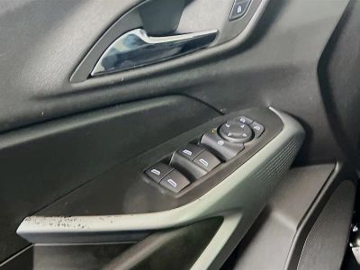 2025 Chevrolet Trax — photo 14 view
