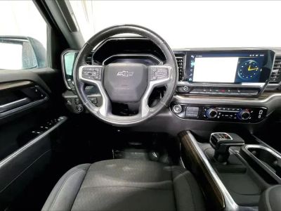 2024 Chevrolet Silverado 1500 — interior view