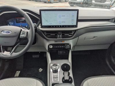 2026 Ford Escape — photo 13 view
