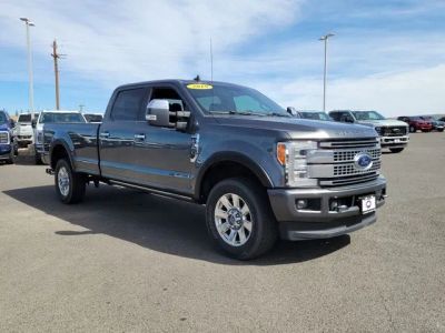 2019 Ford F-350SD — interior view