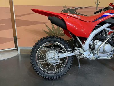 2024 Honda CRF125F - Photo 11