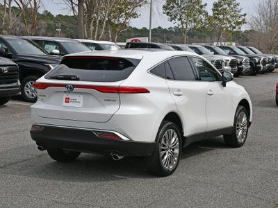 2024 Toyota Venza - Photo 4