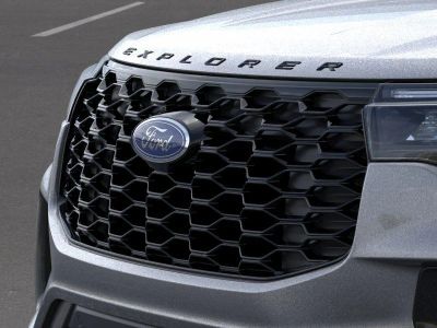 2026 Ford Explorer — photo 17 view