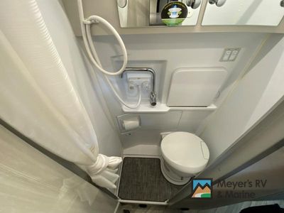 2024 Thor Motor Coach Sanctuary - Photo 8