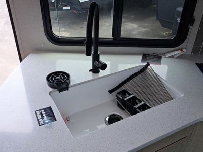 2026 Coachmen Catalina Legacy Edition - Photo 17