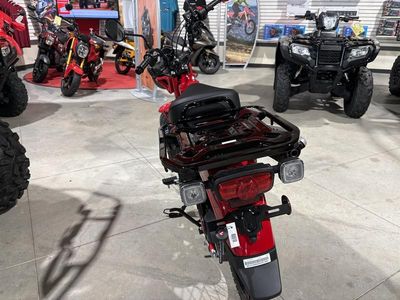 2025 Honda Trail125 - Photo 4