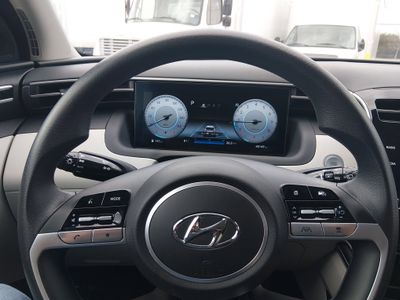 2024 Hyundai Tucson — photo 12 view