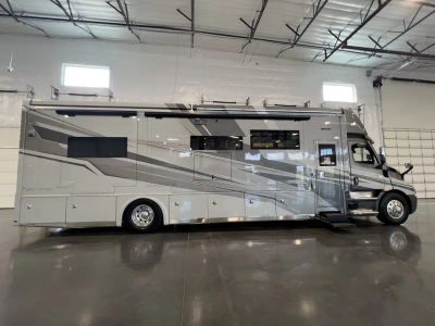 2026 Entegra CENTURION — photo 16 view