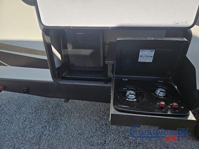 2021 Keystone RV Outback Ultra Lite - Photo 8
