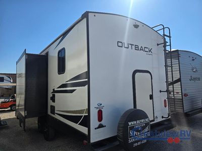 2021 Keystone RV Outback Ultra Lite - Photo 5