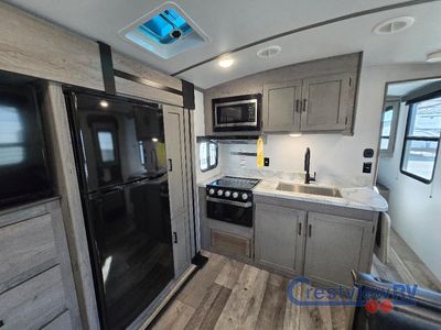 2021 Keystone RV Outback Ultra Lite - Photo 15